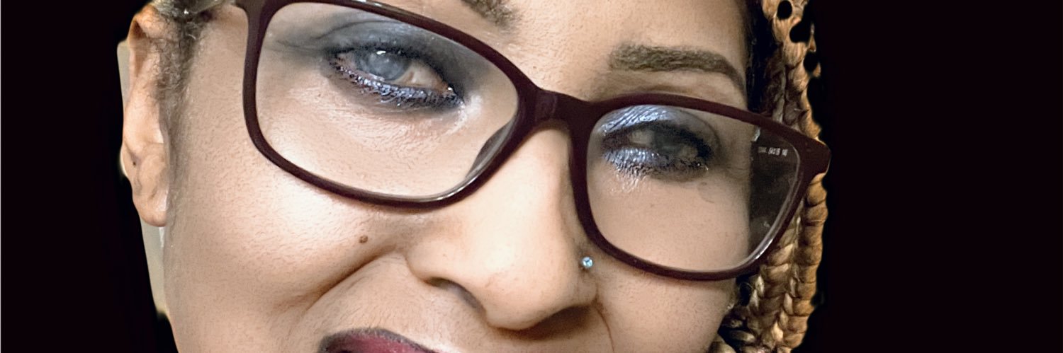 l_keneti's profile banner image