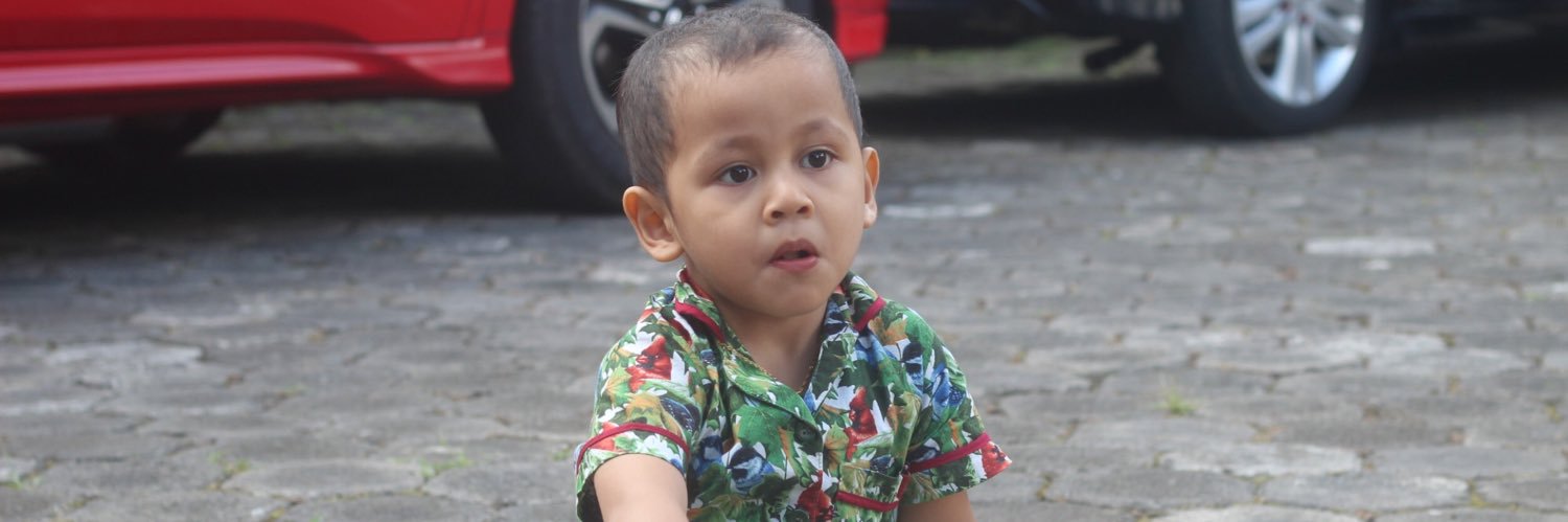mirah cahyadi putri banner