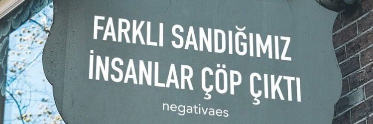 laydaEcemKohan's profile banner image