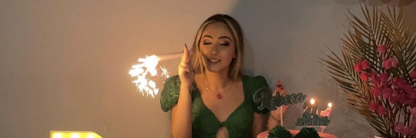 Rebequinhasiq's profile banner image