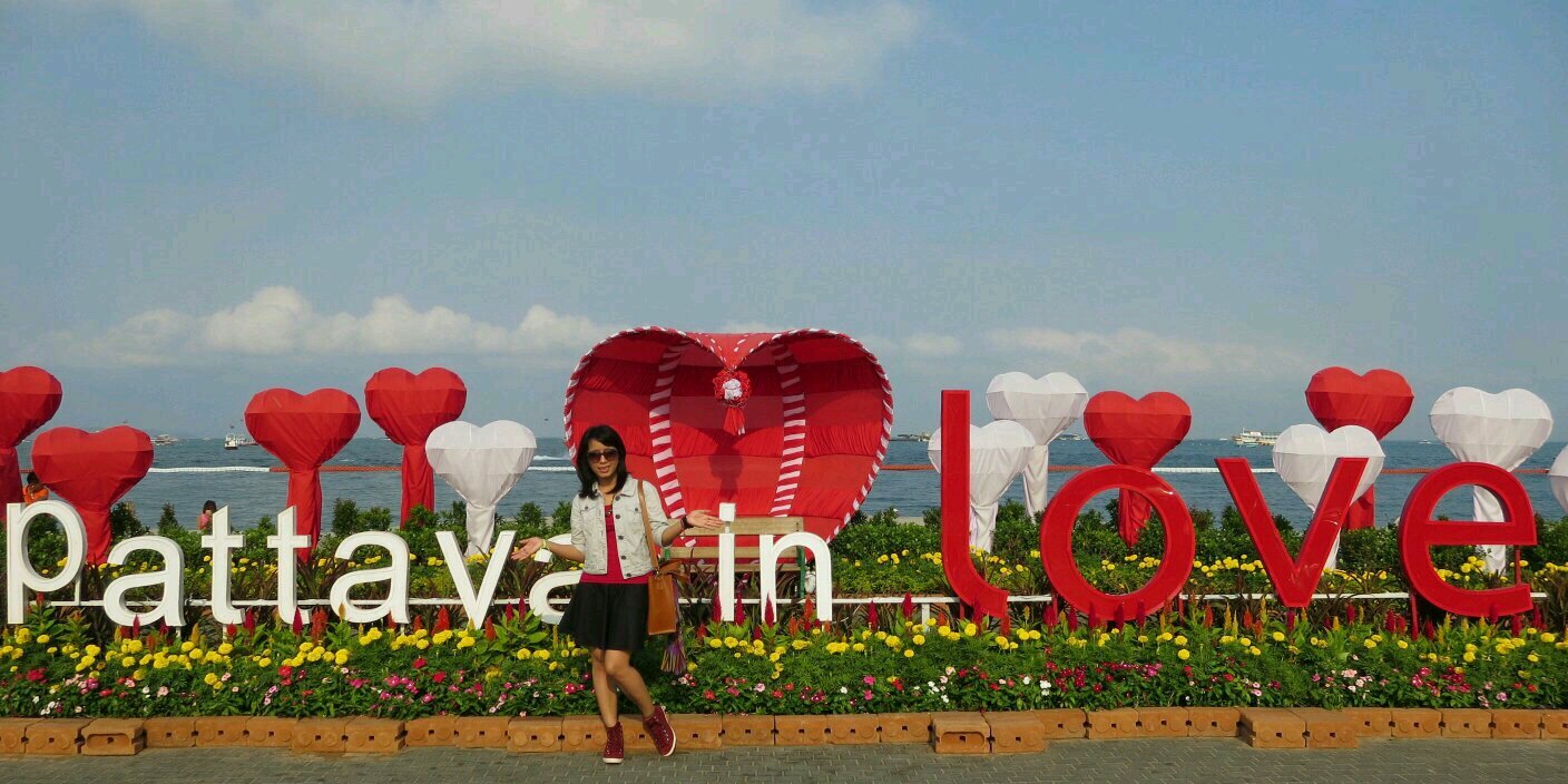 na_thasya's profile banner image