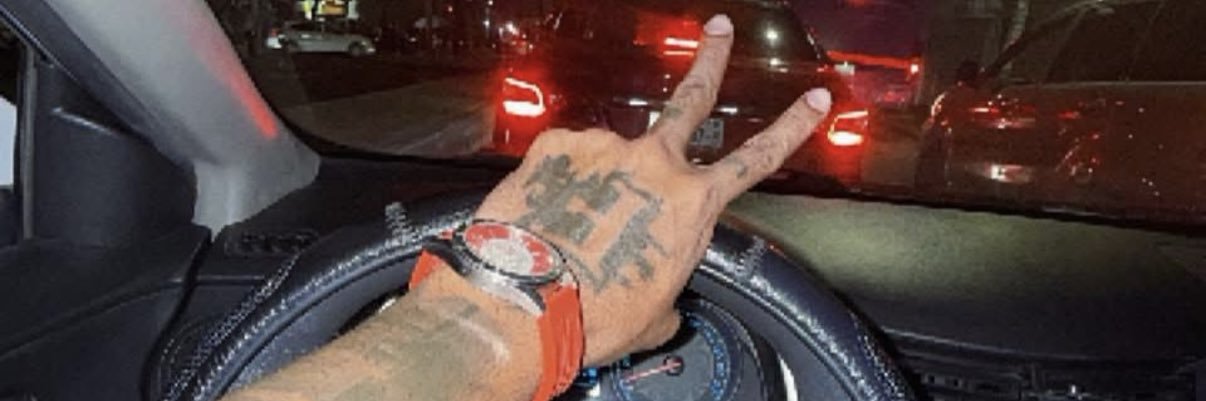 FnueveP's profile banner image