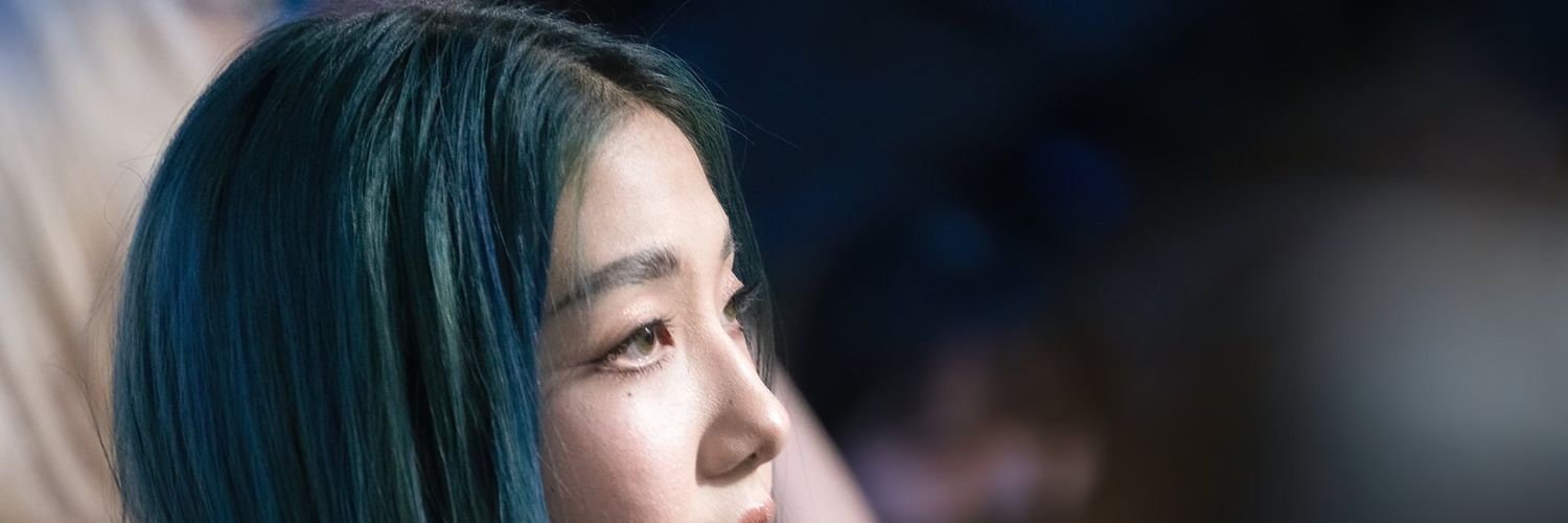 luvweeraya's profile banner image