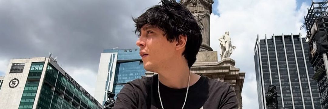 Julii99__'s profile banner image