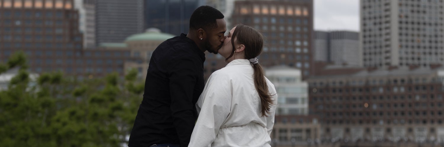 amanda_deramo's profile banner image
