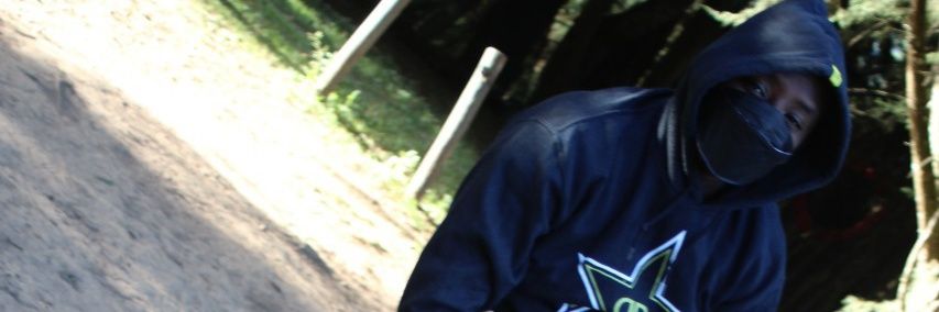 aleqie's profile banner image