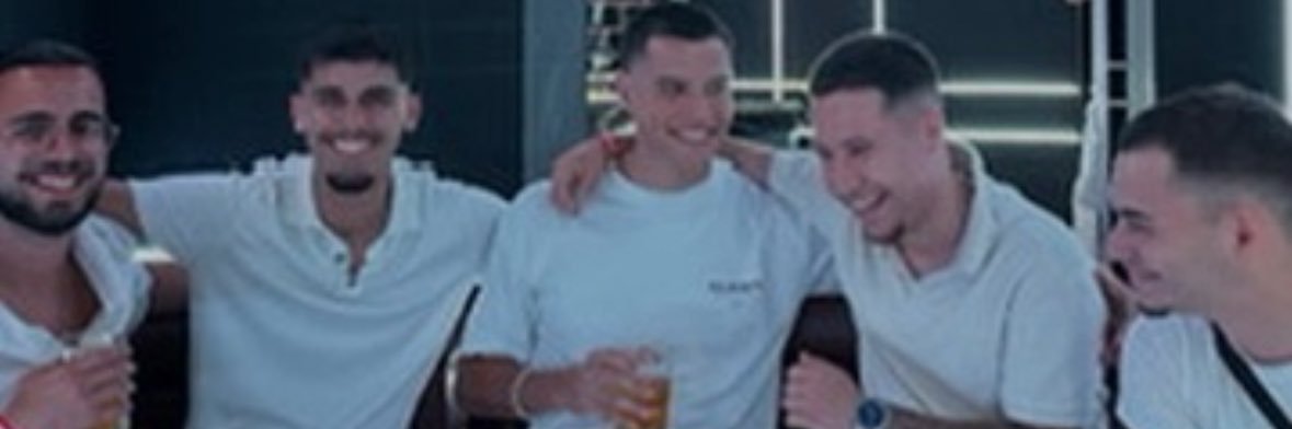 Tomás banner