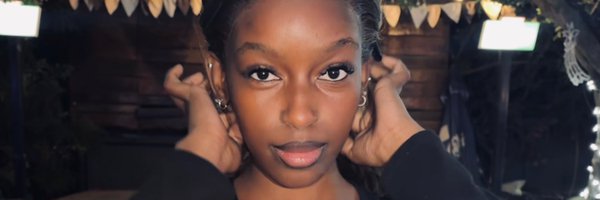 amy_annah Profile Banner