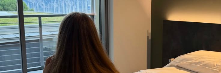 ayavivvgio's profile banner image
