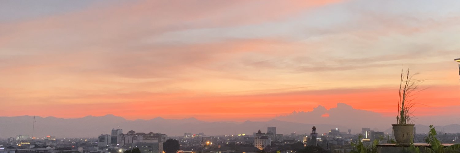 RezaAdiputra's profile banner image