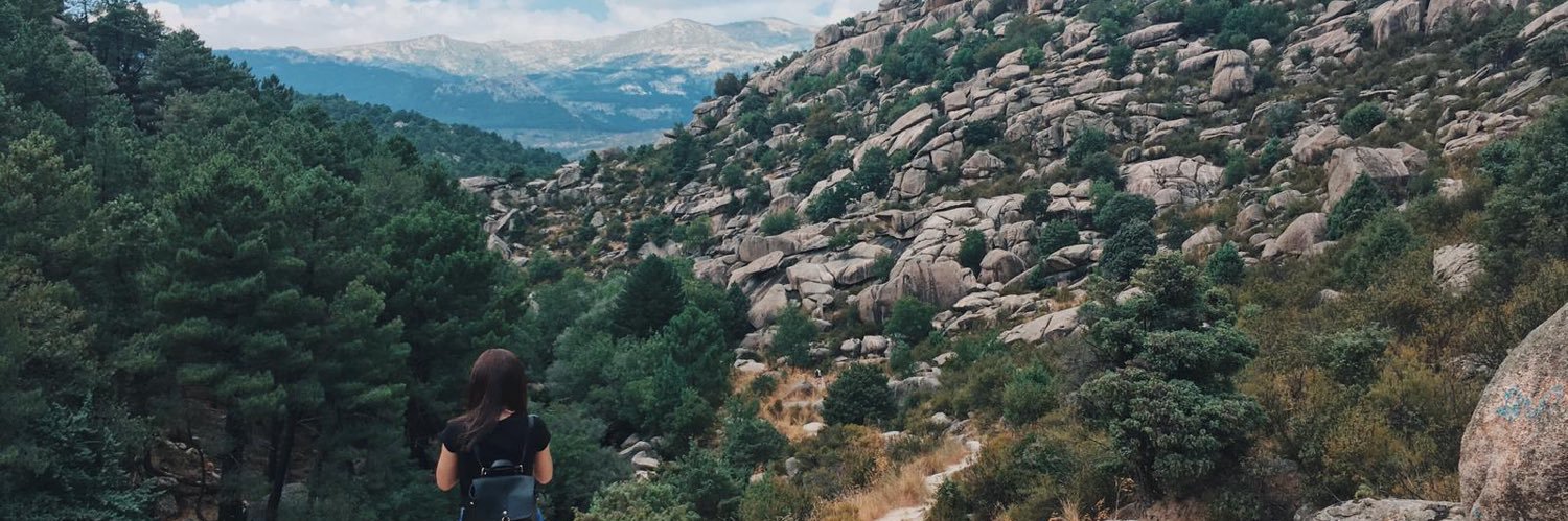 Gabyleon95's profile banner image