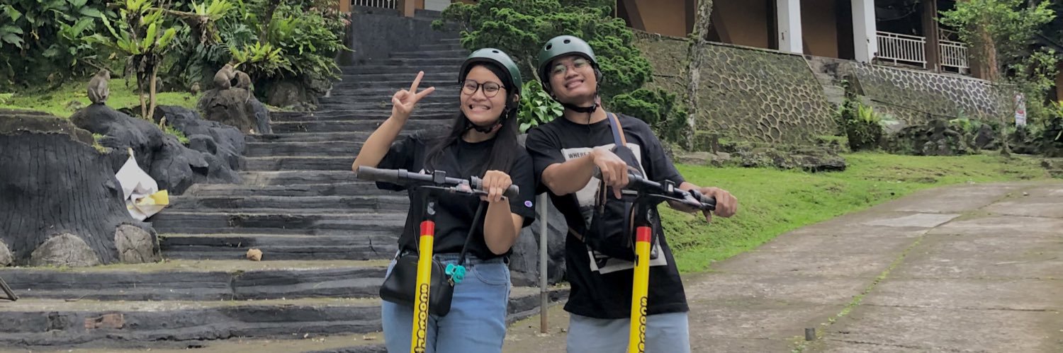 widhi_la's profile banner image