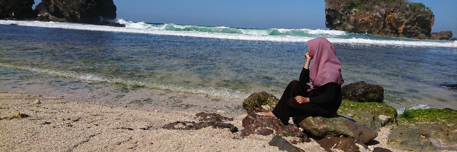 aprahes's profile banner image