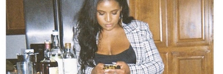WHITNEYtweets's profile banner image