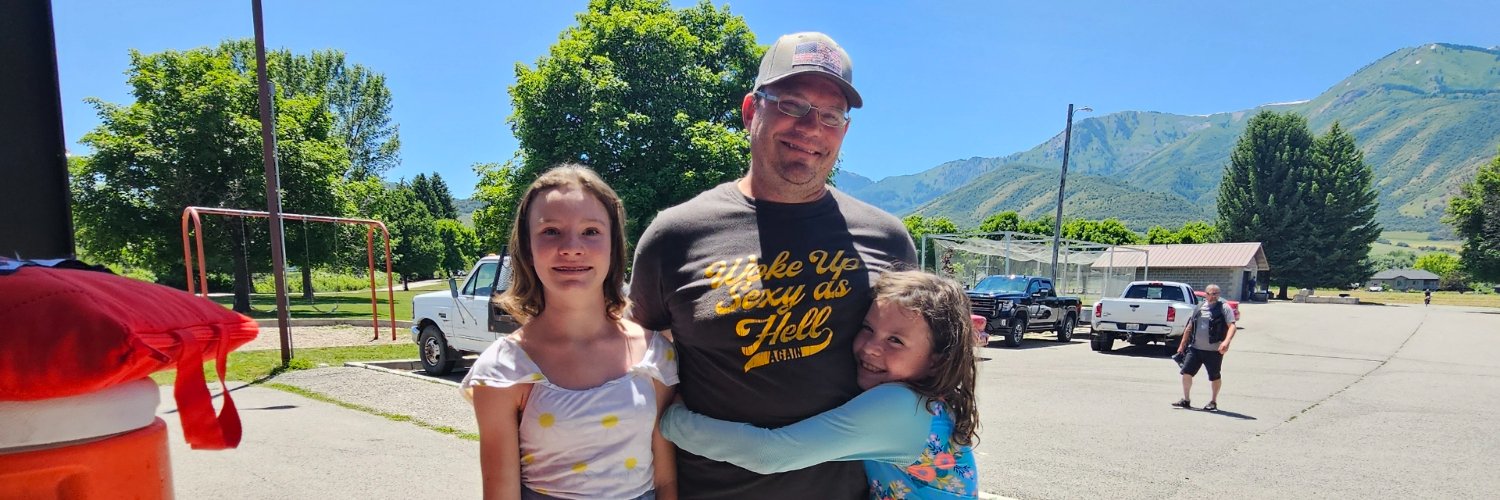 Justin Larsen banner