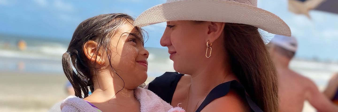 DianaTarabal's profile banner image