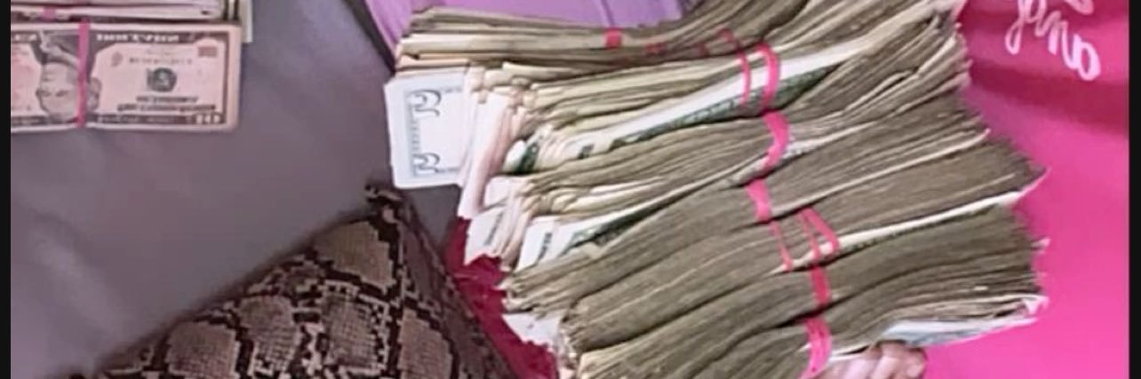 realrichb1tch's profile banner image