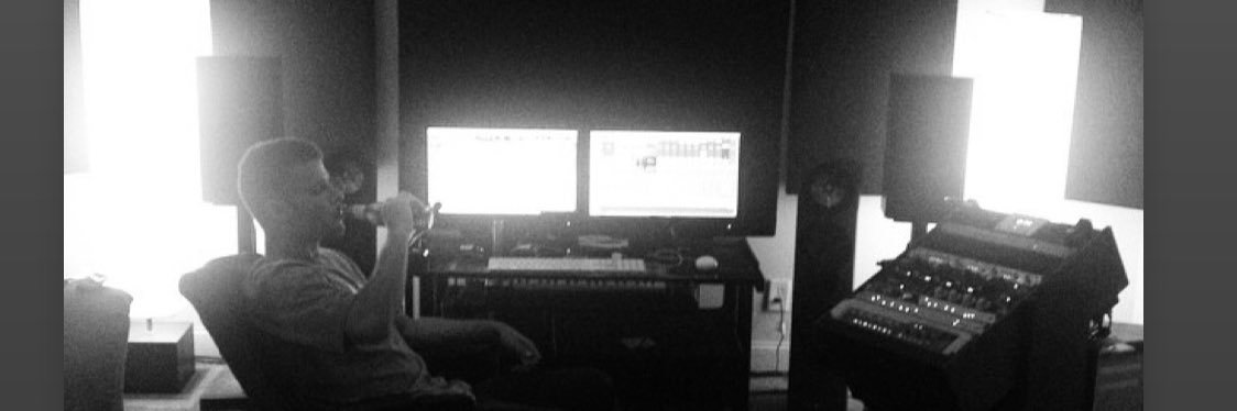 TKVIZZ's profile banner image