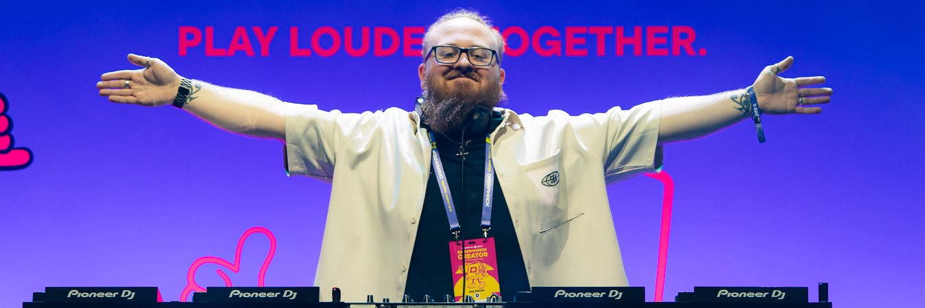 GoldiRoxs's profile banner image