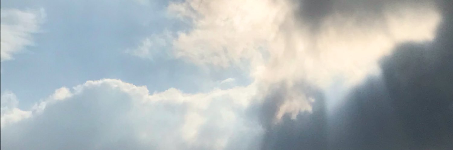 u_e8r's profile banner image