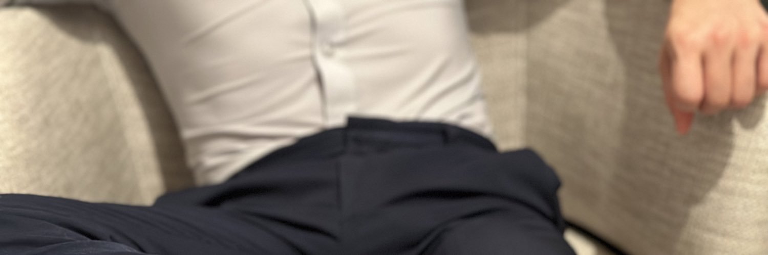 N banner