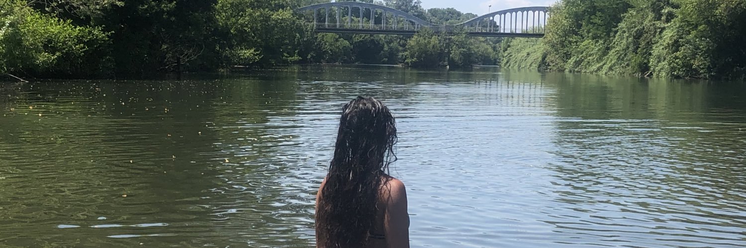 stacyriviere's profile banner image