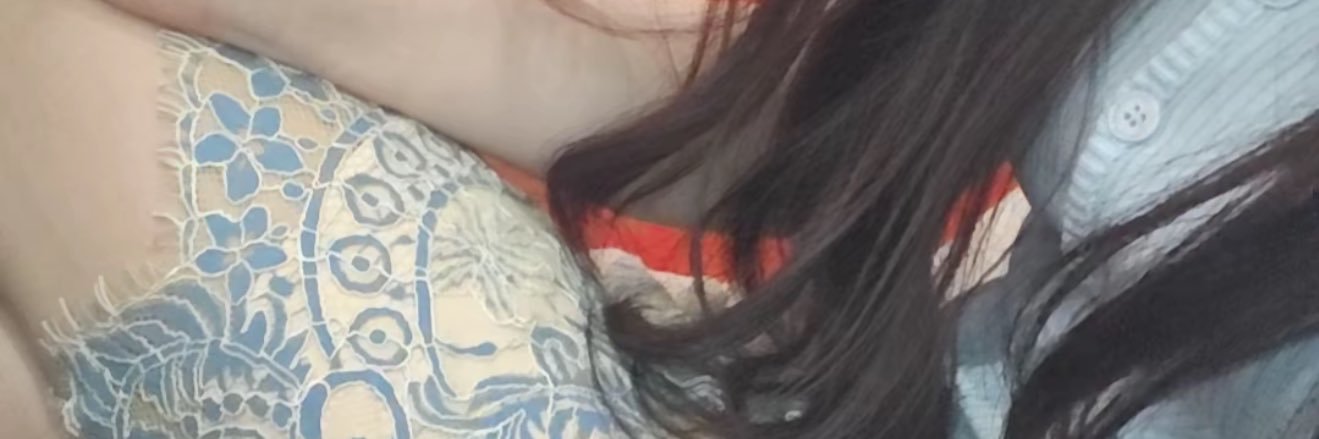 zhanlingm's profile banner image