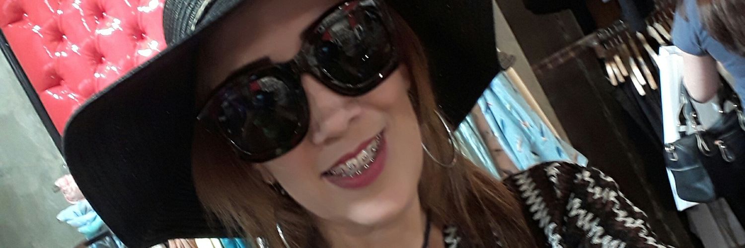 Ingridlaflaca's profile banner image