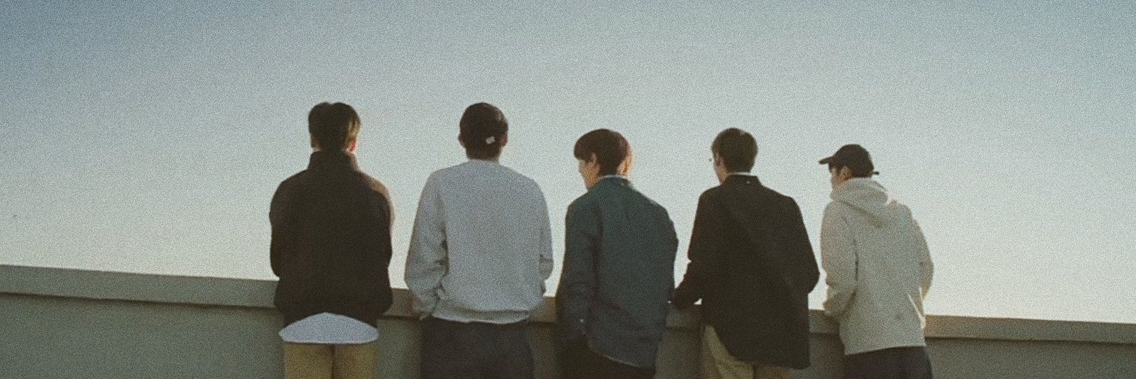 the •luna• chapter banner