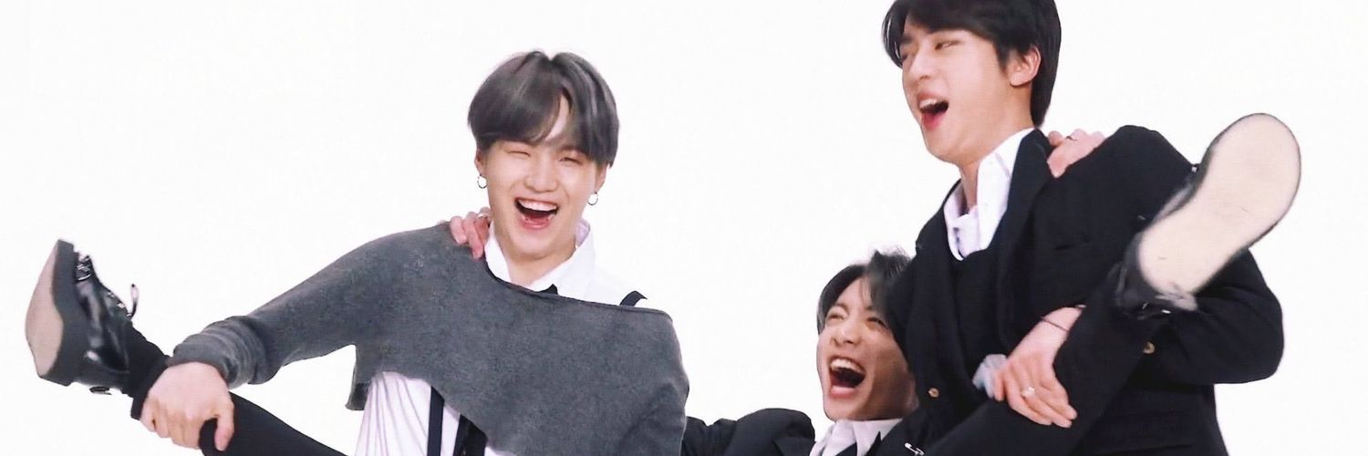 minjinyg_'s profile banner image