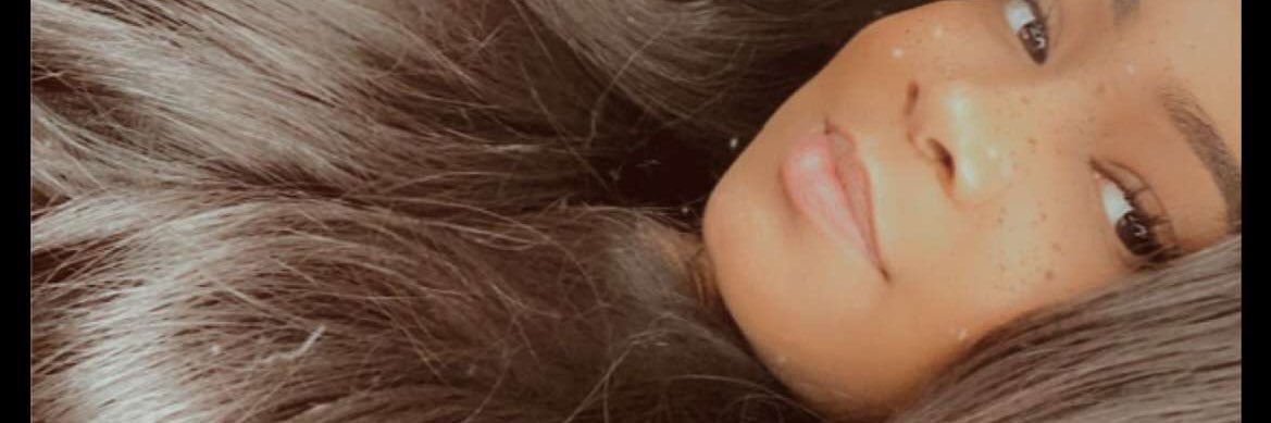 DearOldMe's profile banner image