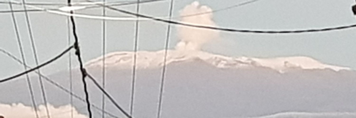 Alguien... banner