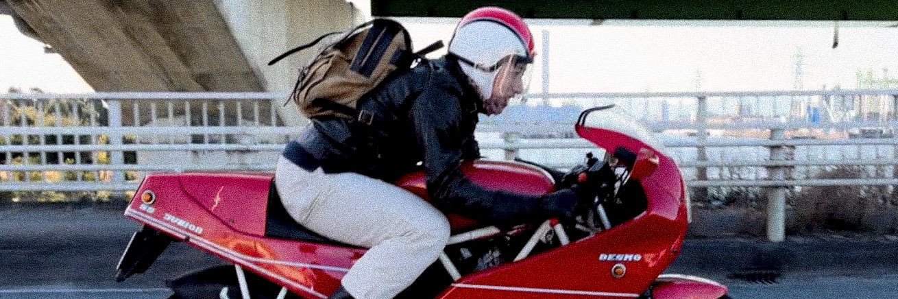 4405884@DUCATI 400SS banner