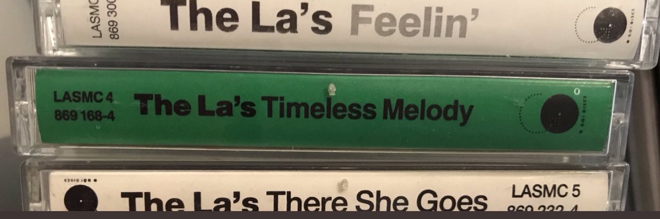 The La’s 👁 ✨ banner