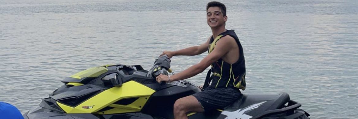 andrewthoms14's profile banner image