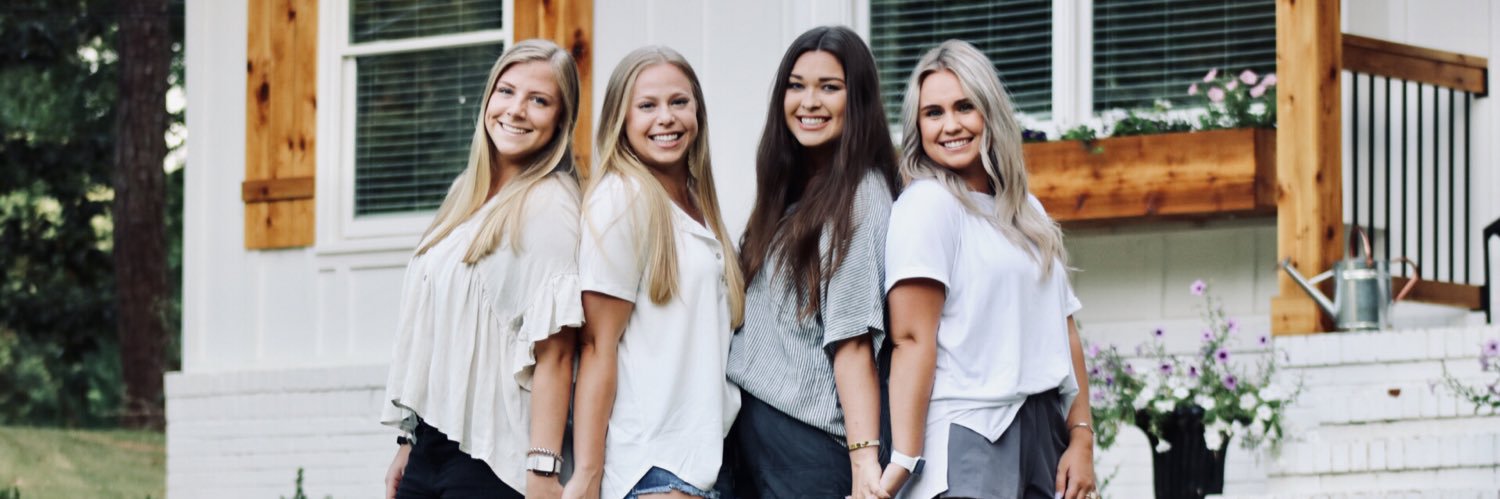 sarahcouch7's profile banner image