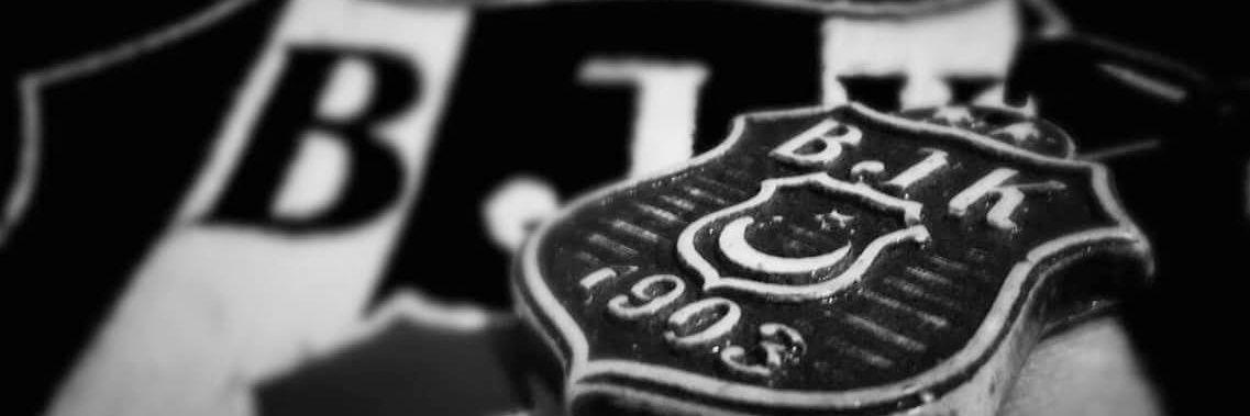 istur's profile banner image