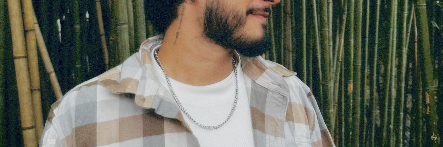 lledezmaa_'s profile banner image