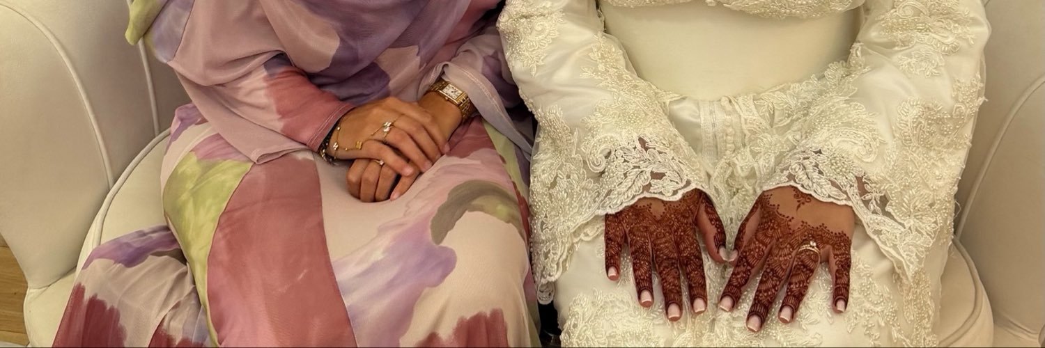 erinee76's profile banner image