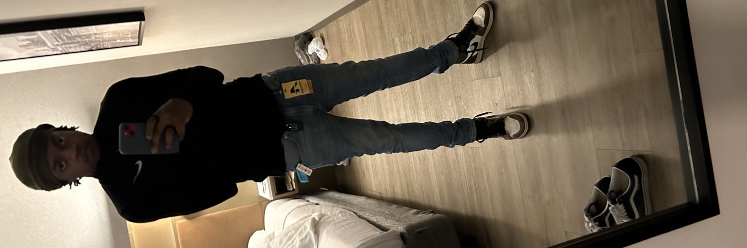 1nonlyking's profile banner image