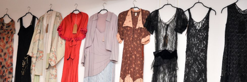 Paper Dress Vintage banner