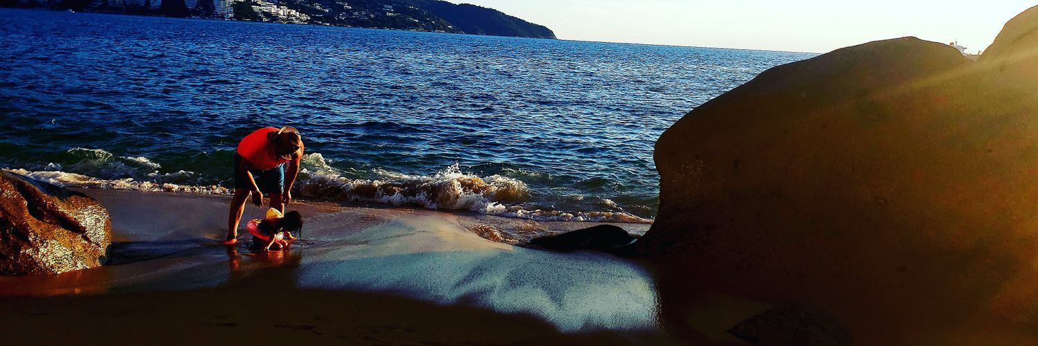 esromeo's profile banner image