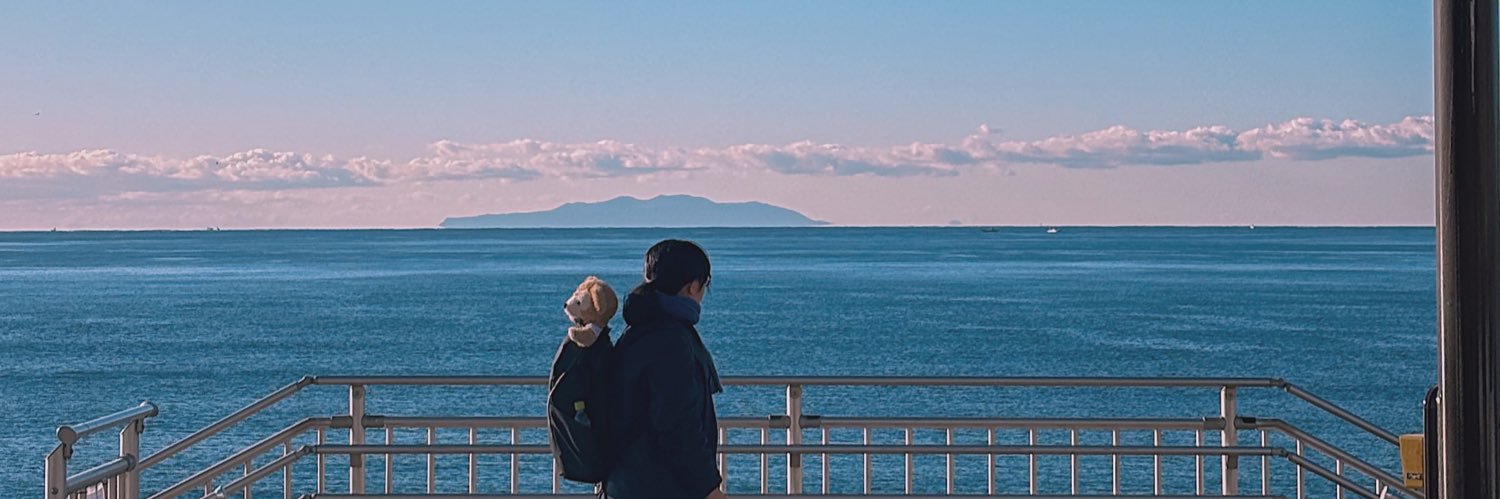 iderdott's profile banner image
