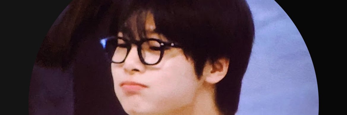 Hachi🖤 banner