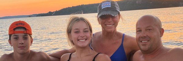 Janineneno Profile Banner