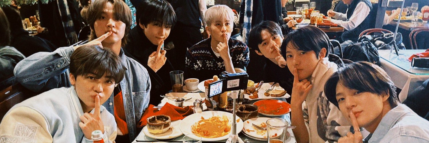 dimooo02's profile banner image