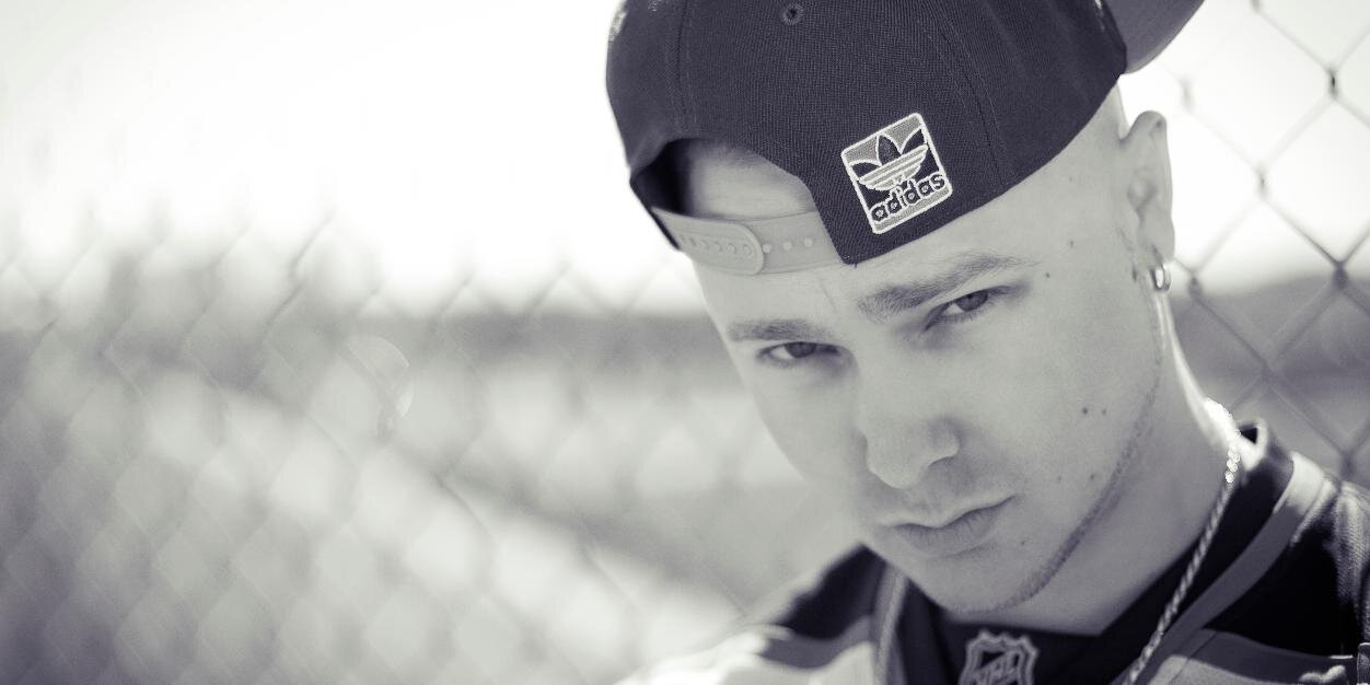 YoungTox's profile banner image