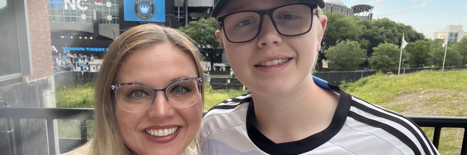RejaWCouch's profile banner image