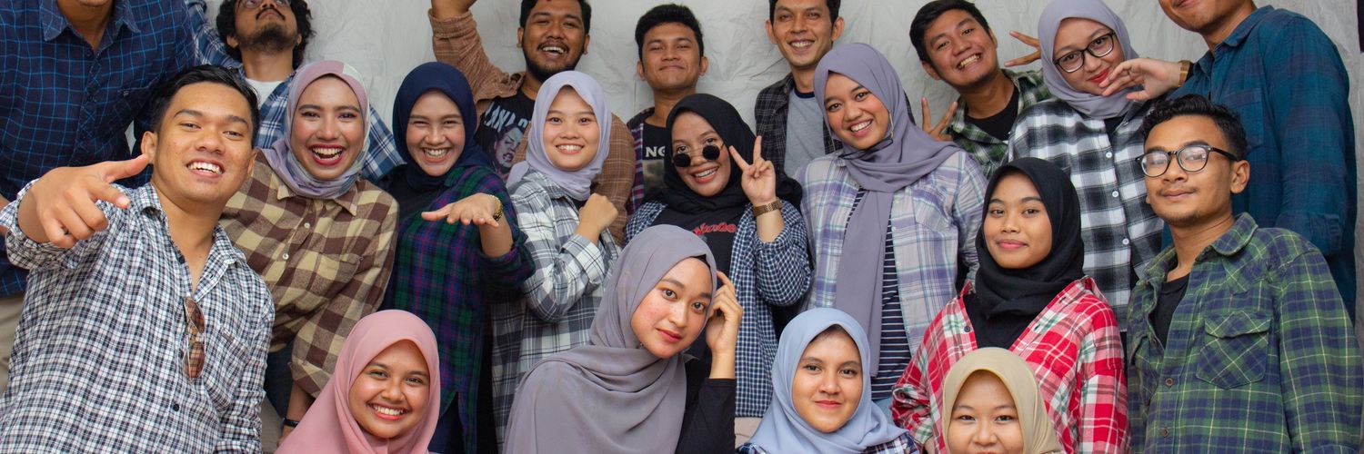 Flamboyant 105.2 FM banner