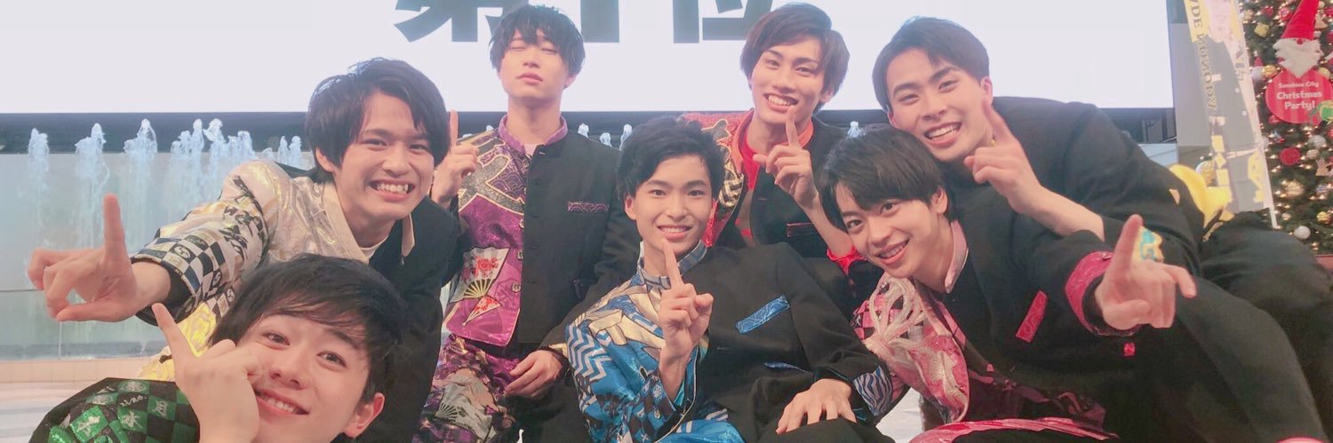 rqchqnn's profile banner image